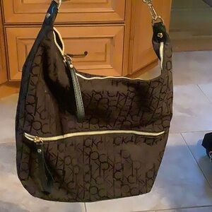 Calvin Klein Black Hobo Bag with Sleek Design